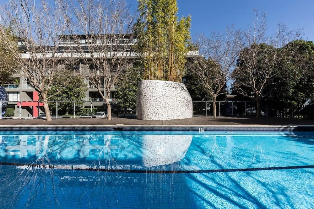 Spacious 1 Bedroom Apt Close To Green Square & Pool