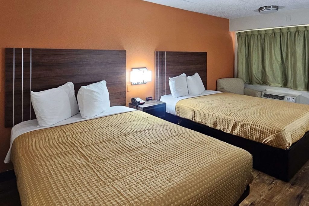 Motel 6 Charlotte NC Airport