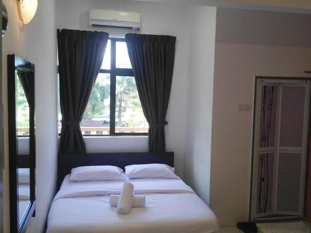 Max Ferringhi Hotel