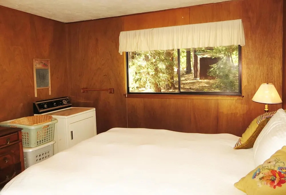Balsam House - Walk to Lake & Private Beach Area