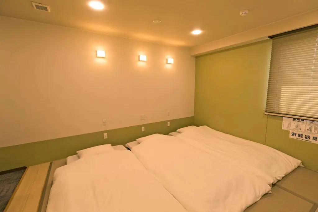 Wild Cherry Blossom-HOSTEL,TOKYO KOGANEI