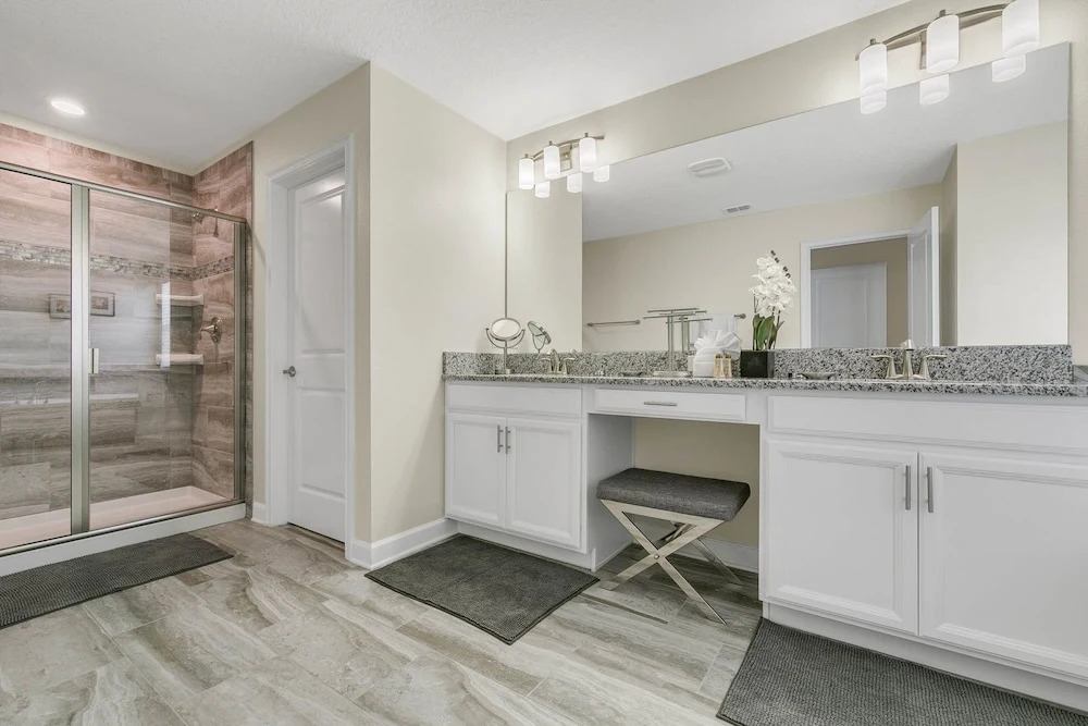Storey Lake - 5 Bedroom Pool Home- 1667ST
