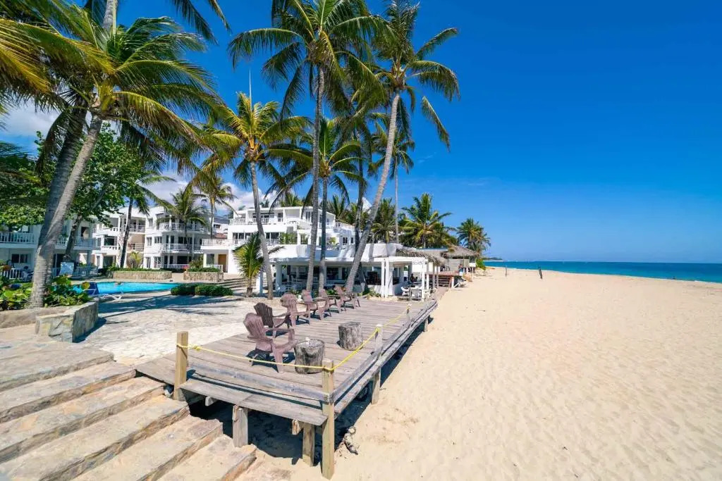 KITE BEACH Oceanfront LUXURY 2 BEDROOM - Patio by pool 100Mbps