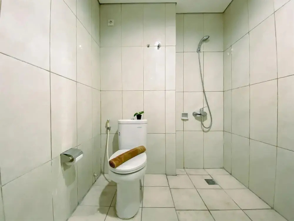 Full Furnished And Homey 3Br Apartment Nifarro Park