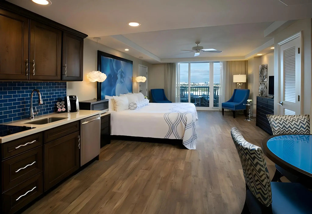Lido Beach Resort - Sarasota