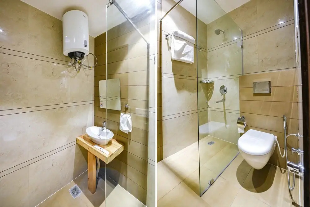 Fabhotel Supreme Suites