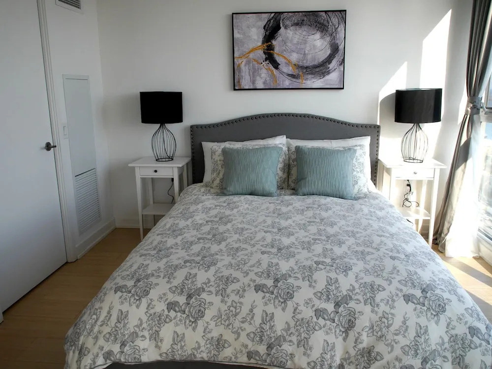 Spacious 3BR Forest Hill Unit