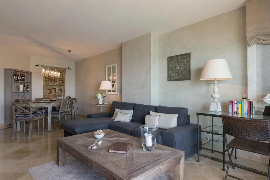 Puerto de la Duquesa Marina Castillo, Luxurious frontline beach 3 bedrooms MC334