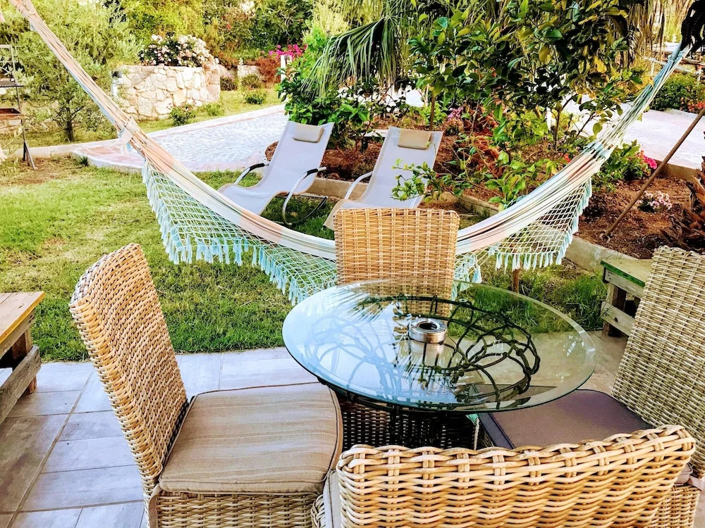 House With 2 Bedrooms in Provincia di Vibo Valentia, With Shared Pool, Terrace and Wifi