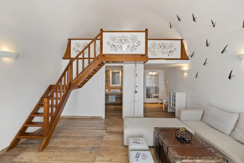 Orabel Suites Santorini