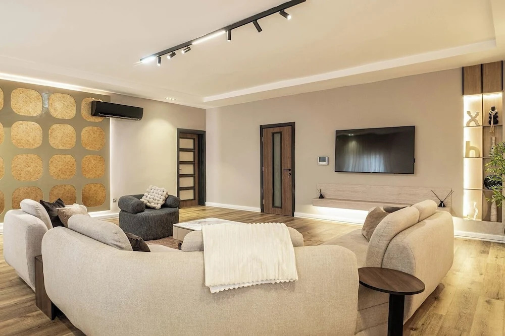 Sgi Apartment