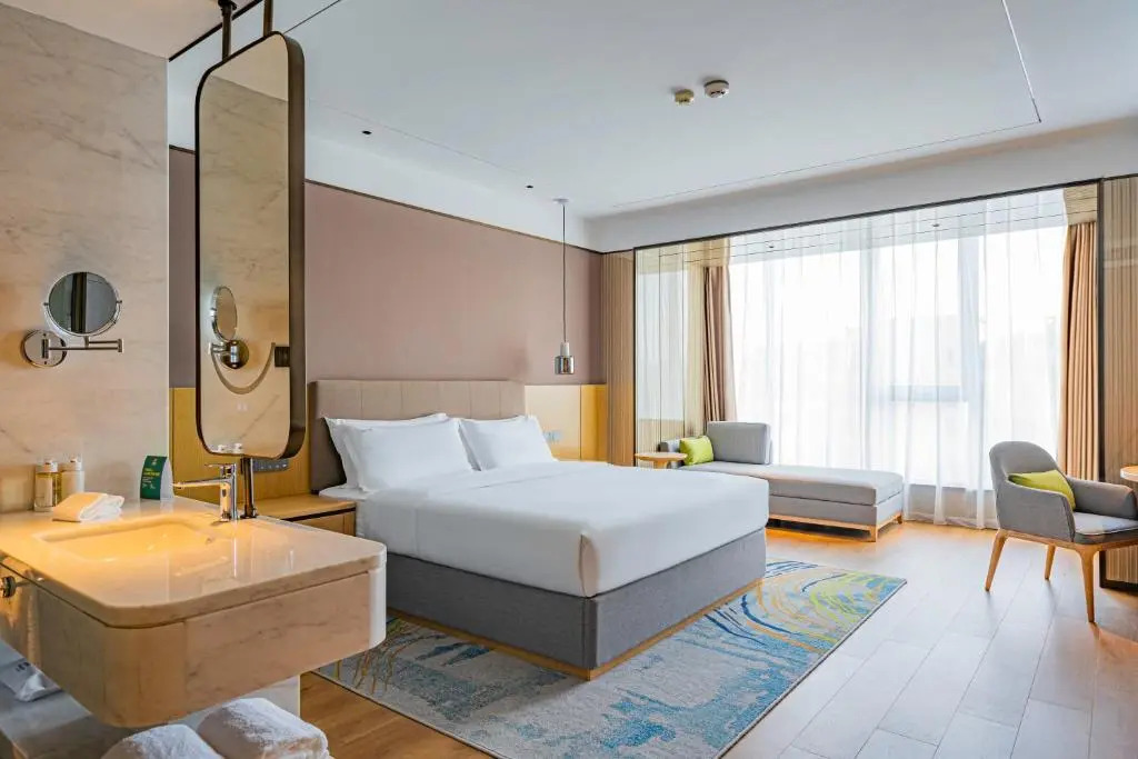 Holiday Inn One Thousand Island Lake by IHG