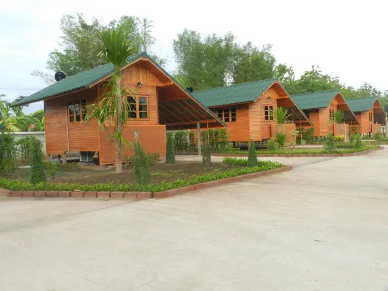 Ruean Vana Resort
