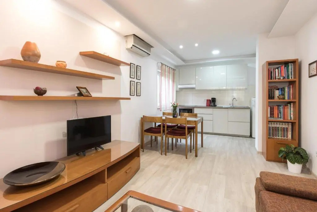Apartments Morozin