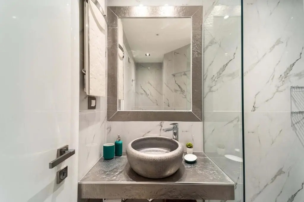 Galleries Elegant Suites