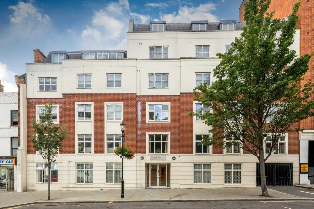 ALTIDO Homely 1-bed Flat in Queensway, West London