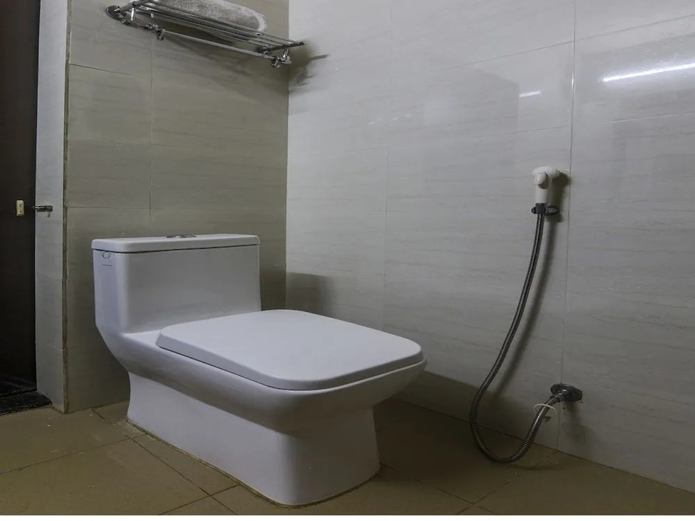 OYO 14995 Hotel Starline Paltan Bazar