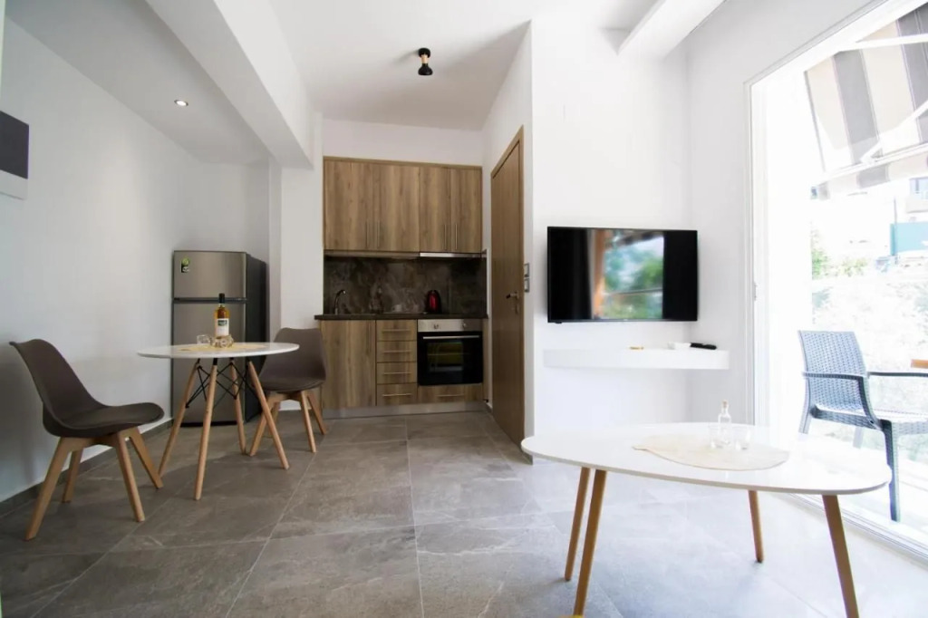 Semes Luxury Apts by Estia