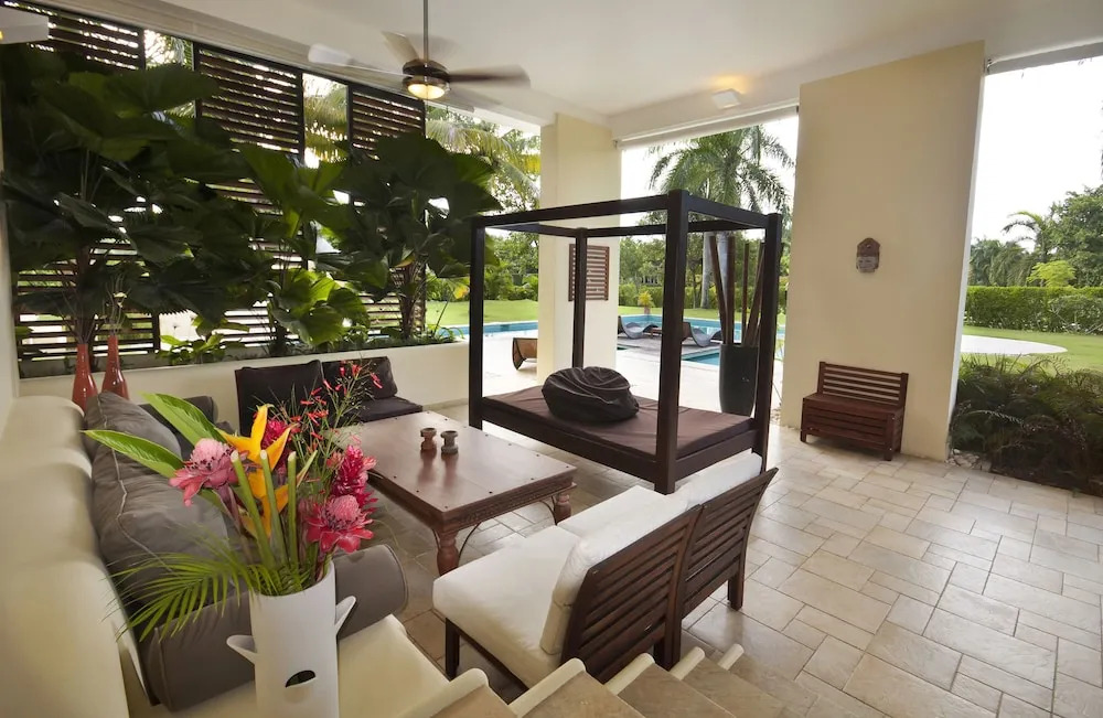 Instyle Residences at Seahorse Ranch Villa 118