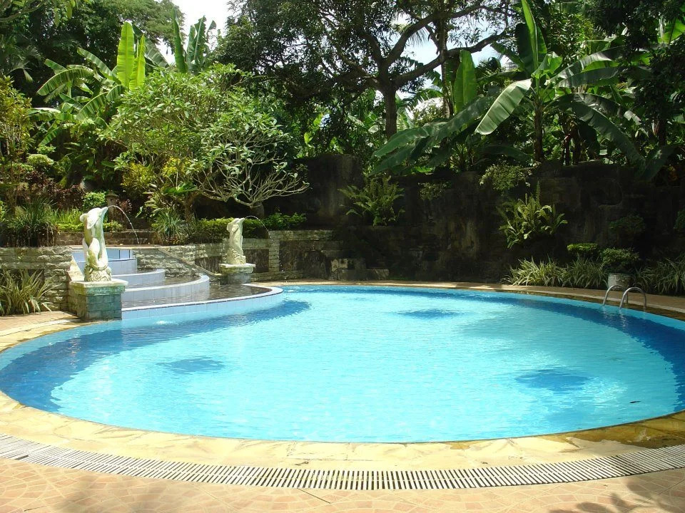 Gunung Paradis Retreat