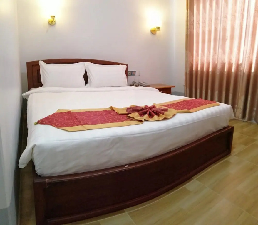 Mandalar May One Hotel