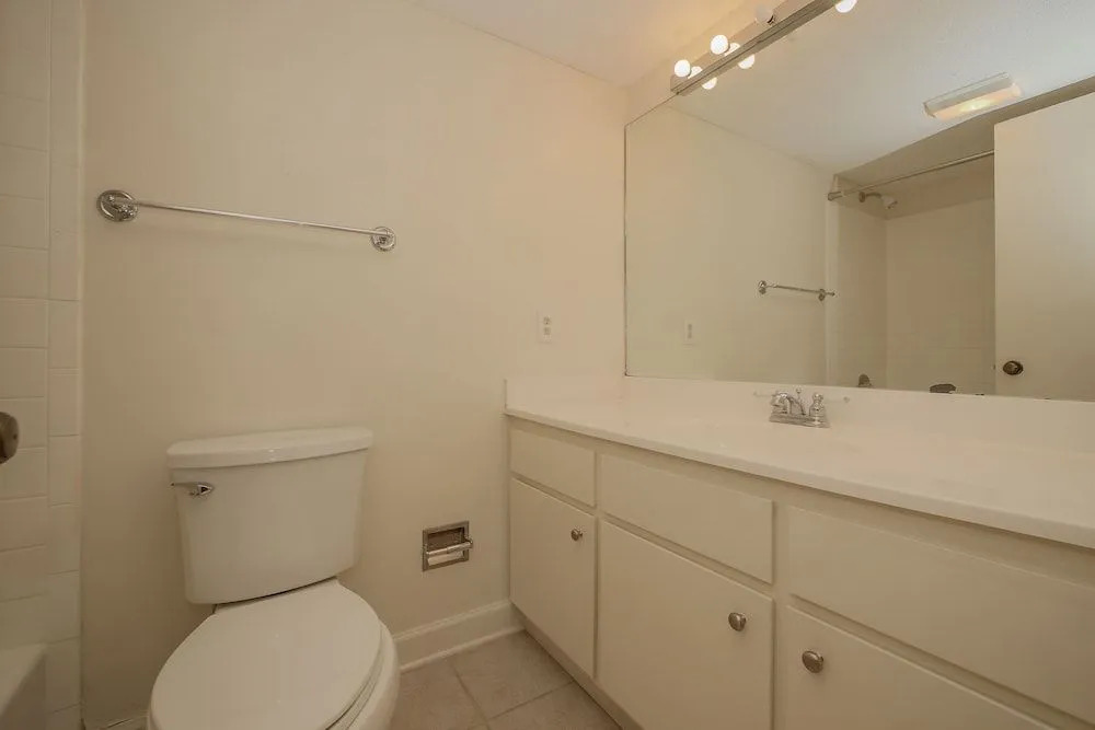 2339 Racquet Club Villas 2 Bedrooms 2 Bathrooms Villa