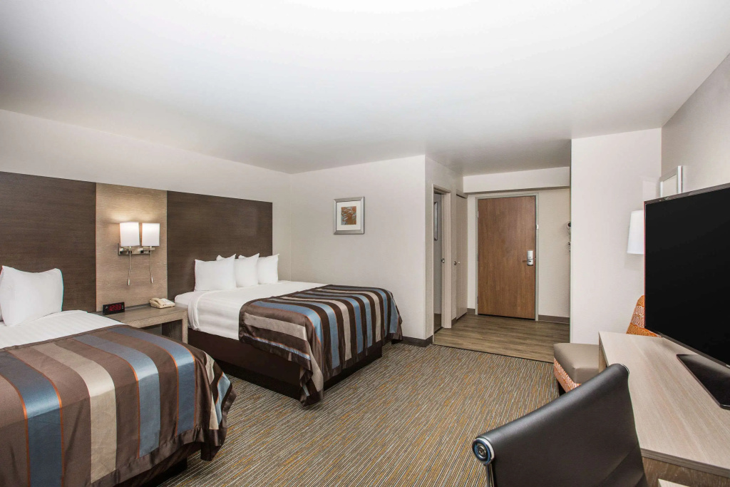 Wingate by Wyndham Louisville Airport Expo Center