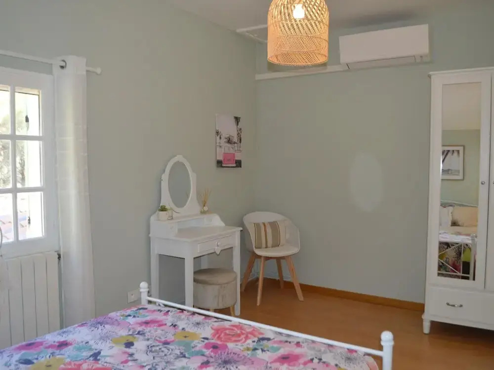 Holiday Home With Large Garden and Pool