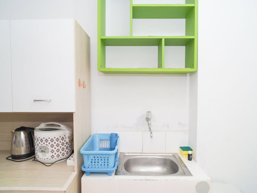 Compact Studio Near Baywalk Mall At Apartment Green Bay Pluit