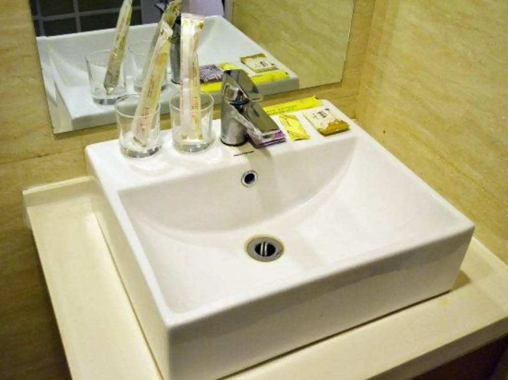 Le 8 Holiday Hotel (Zhengzhou Erqi Wanda Plaza)