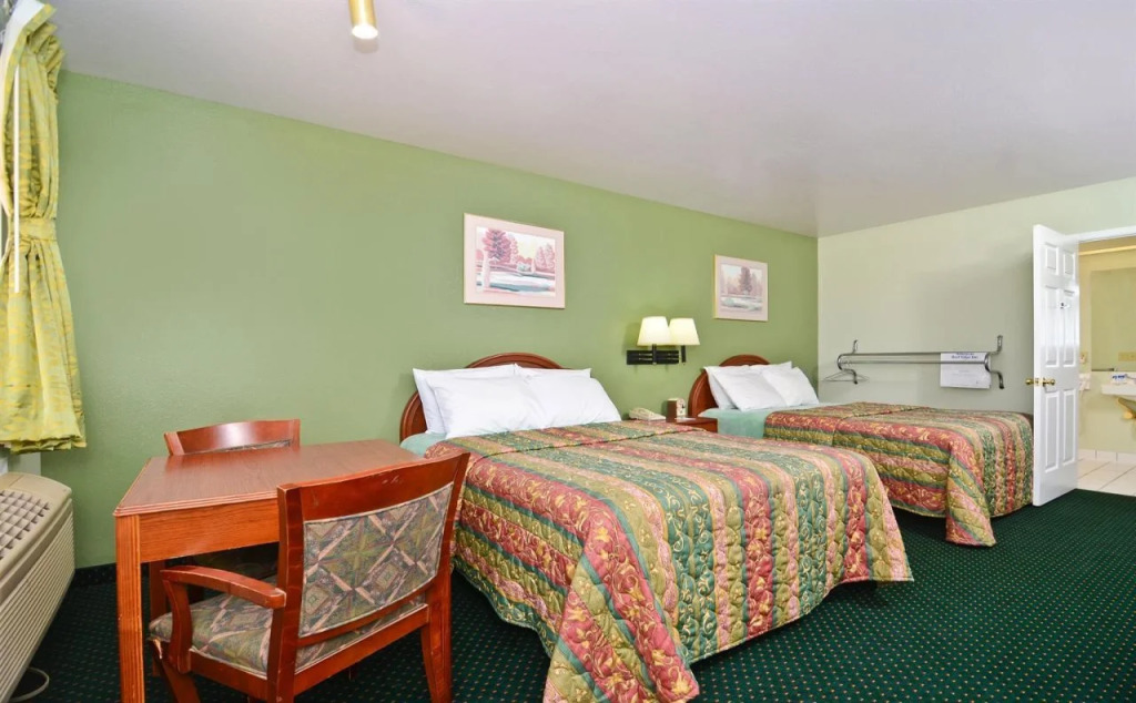 Americas Best Value Inn Smithville
