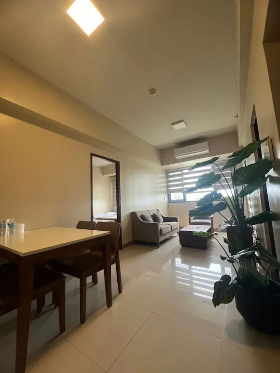 Executive 1BR One Manchester Place