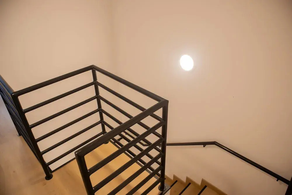 w Striking 1BR Duplex in Miraflores