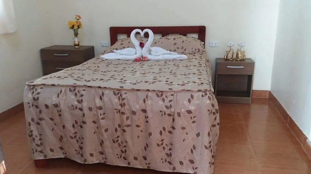 Hostal Carmeli A&C