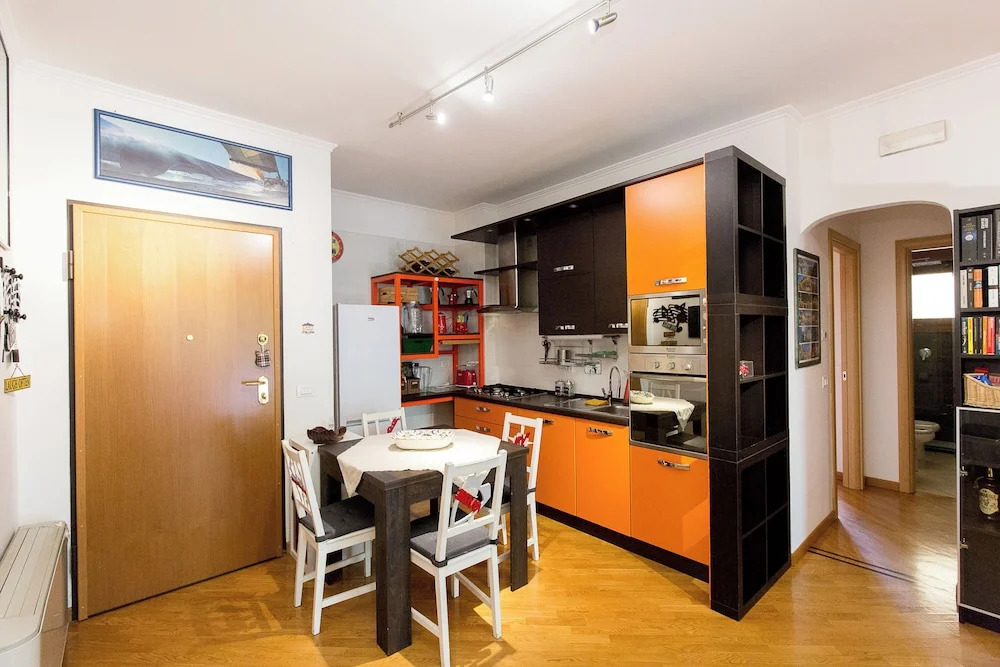 La Casetta di Giò a Roma With Private Garden and Parking Space - Beahost