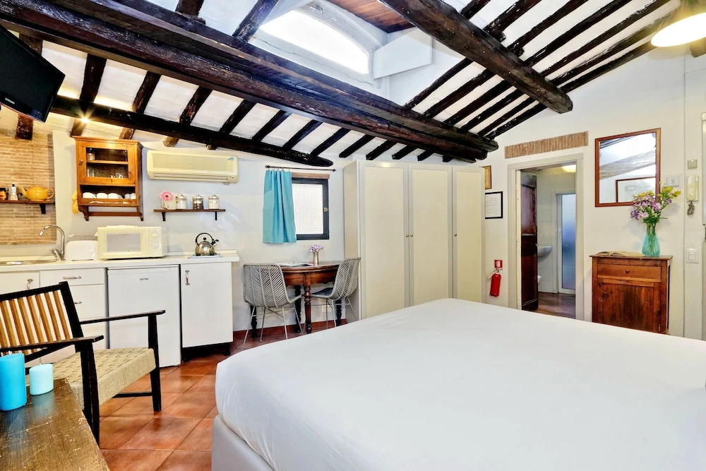 Home at Rome Luxury Navona Guesthouse