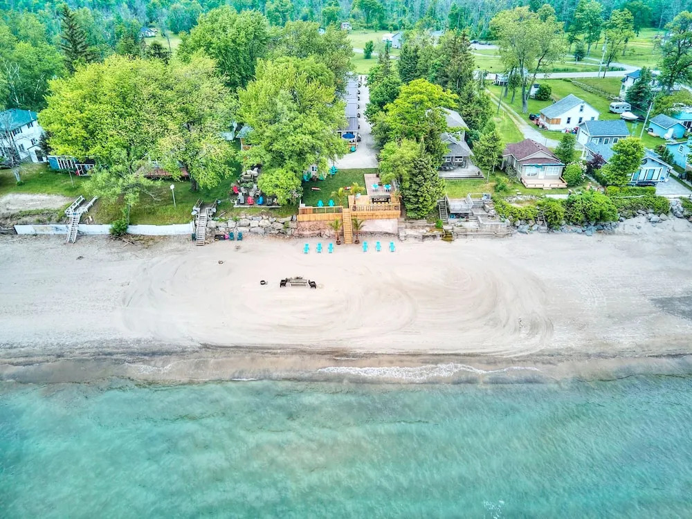 Lake Haven Beach Resort