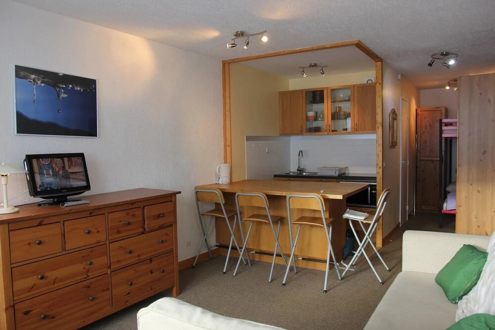 nice 4 persons studio in front of the slopes Holiday home 0 agence la