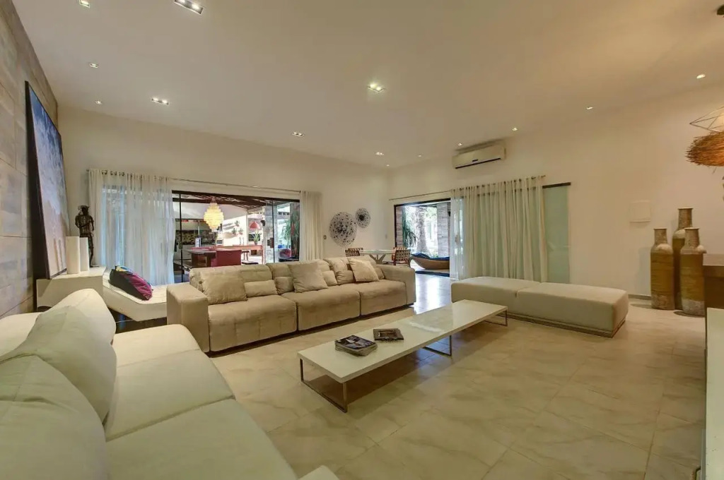 Carpediem - Incrível casa Oásis com Sauna, Hidro e Piscina