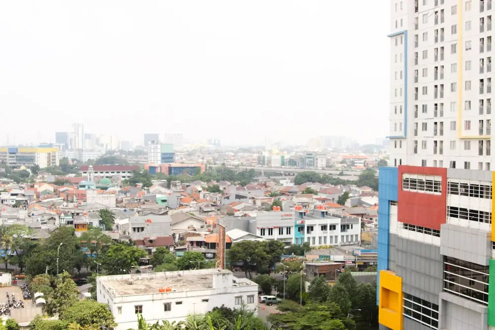 Comfy And Best Location Studio Room At Bassura City Apartment