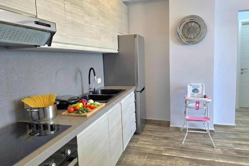 Beachfront & Sea View Apartment 101
