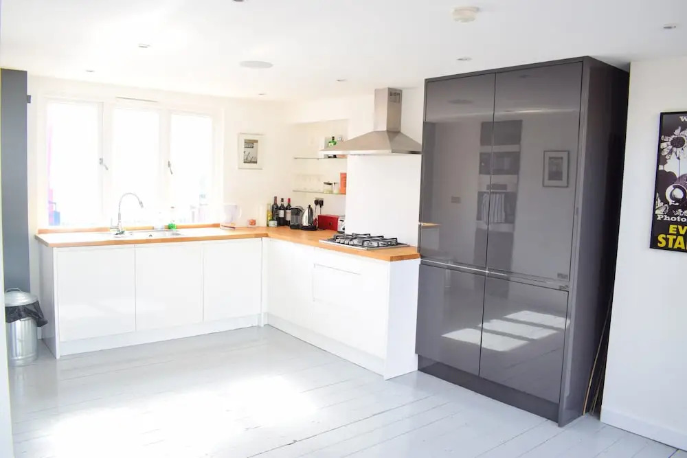 2 Bedroom Loft Flat in Hammersmith