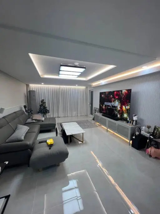 Cozy Space with Modern Interior in Hwaseong