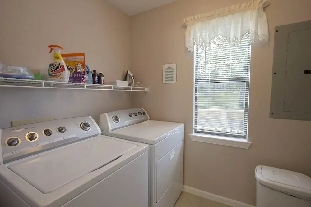 Perfectly On Pointe 3 Bedroom Condo by Redawning