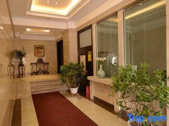 Zhongyang Hongguan Hotel Harbin Zhongyan Main Street