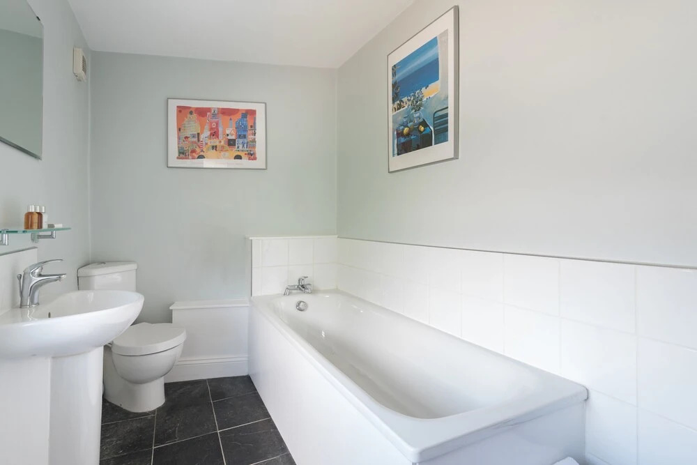 Traditional Richmond Home by Twickenham Green