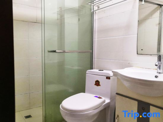 Ningbo Baoyue Business Hotel
