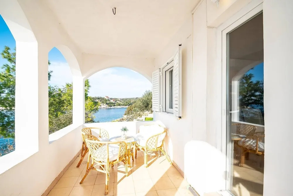 Holiday House by the sea With Amazing Terrase View - Vela Luka