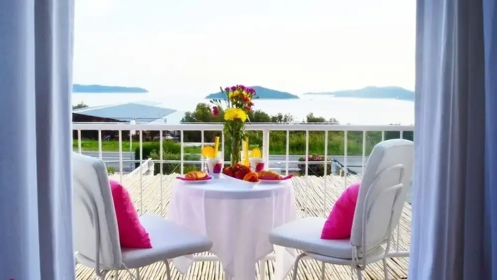 Zdravko - sea View & Peaceful Nature - H