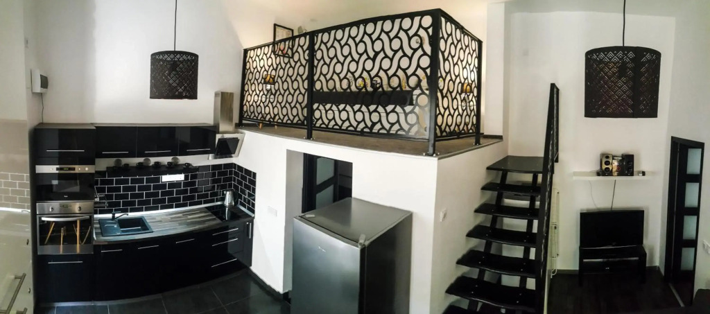 DownTown DeLuxe Apartment